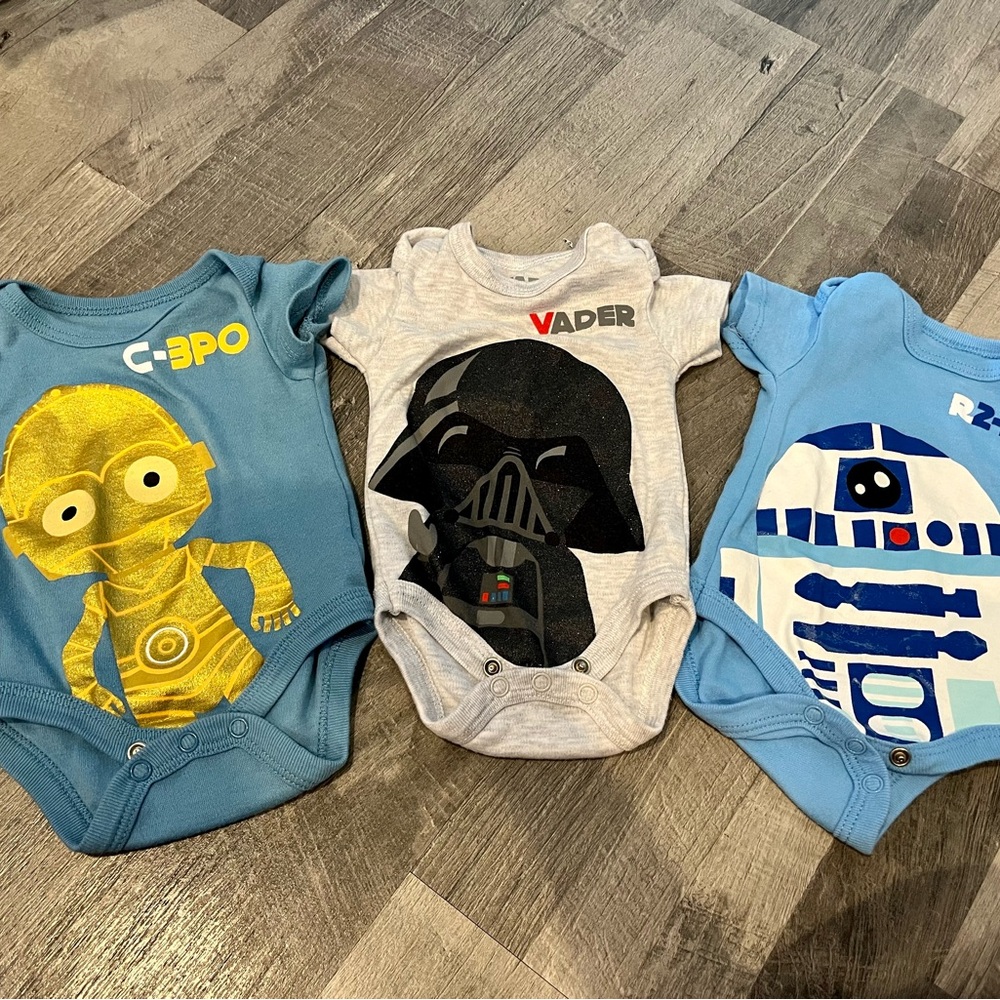 Star Wars Bodysuit Trio - Blue, Gray, Yellow 0-3 months